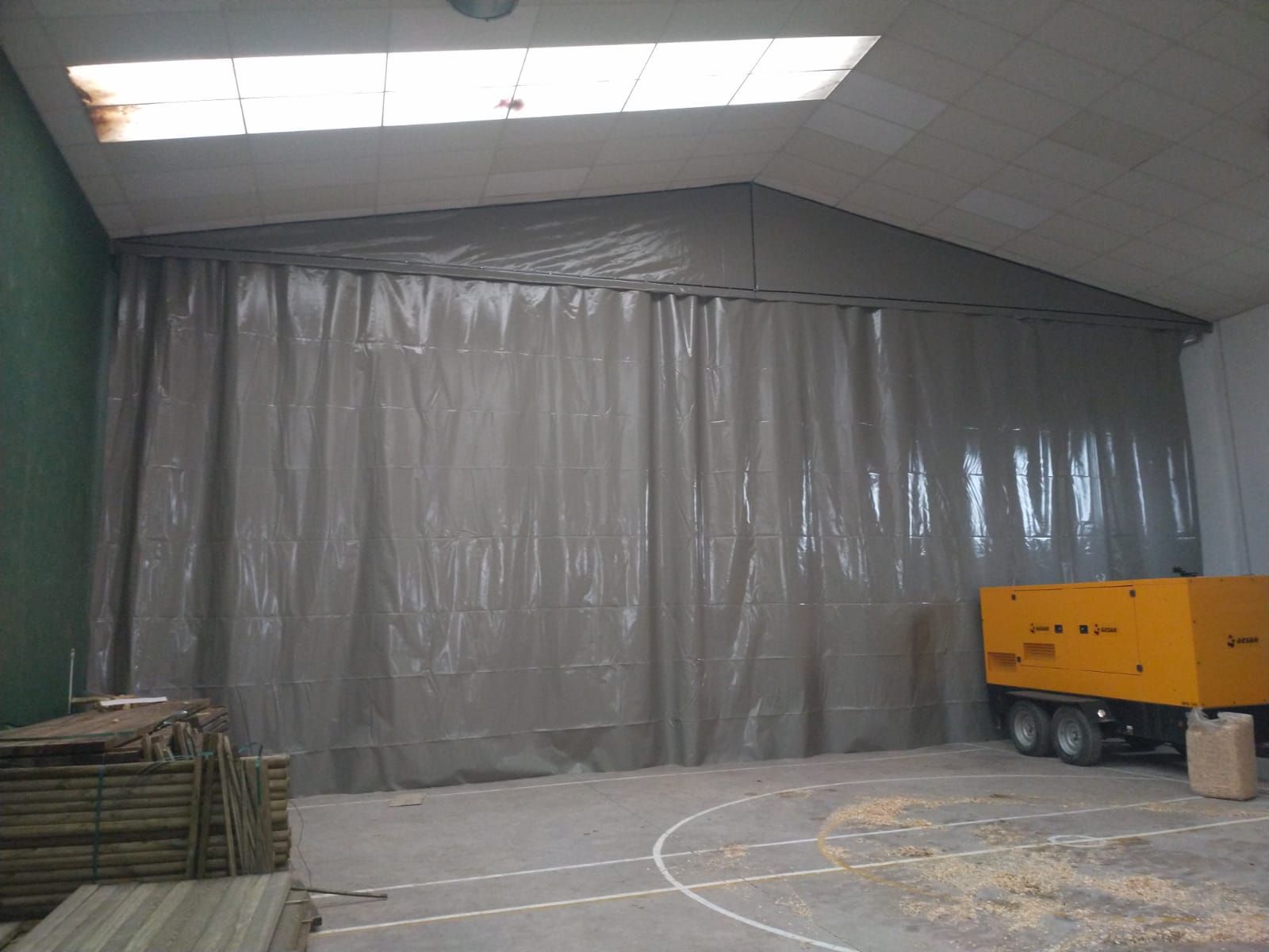 Toldos de Cortinas de división
